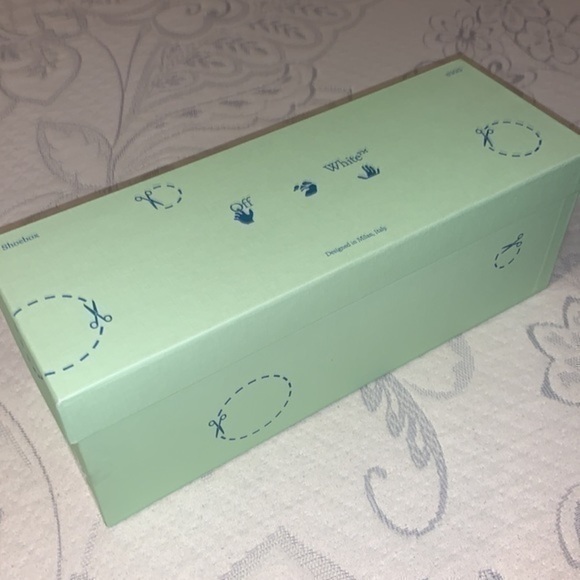 Off-White Arrow pool Slides - 100% AUTHENTIC - Picture 11 of 12